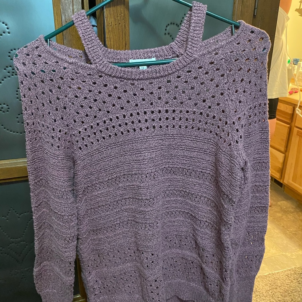 Maurices sweater